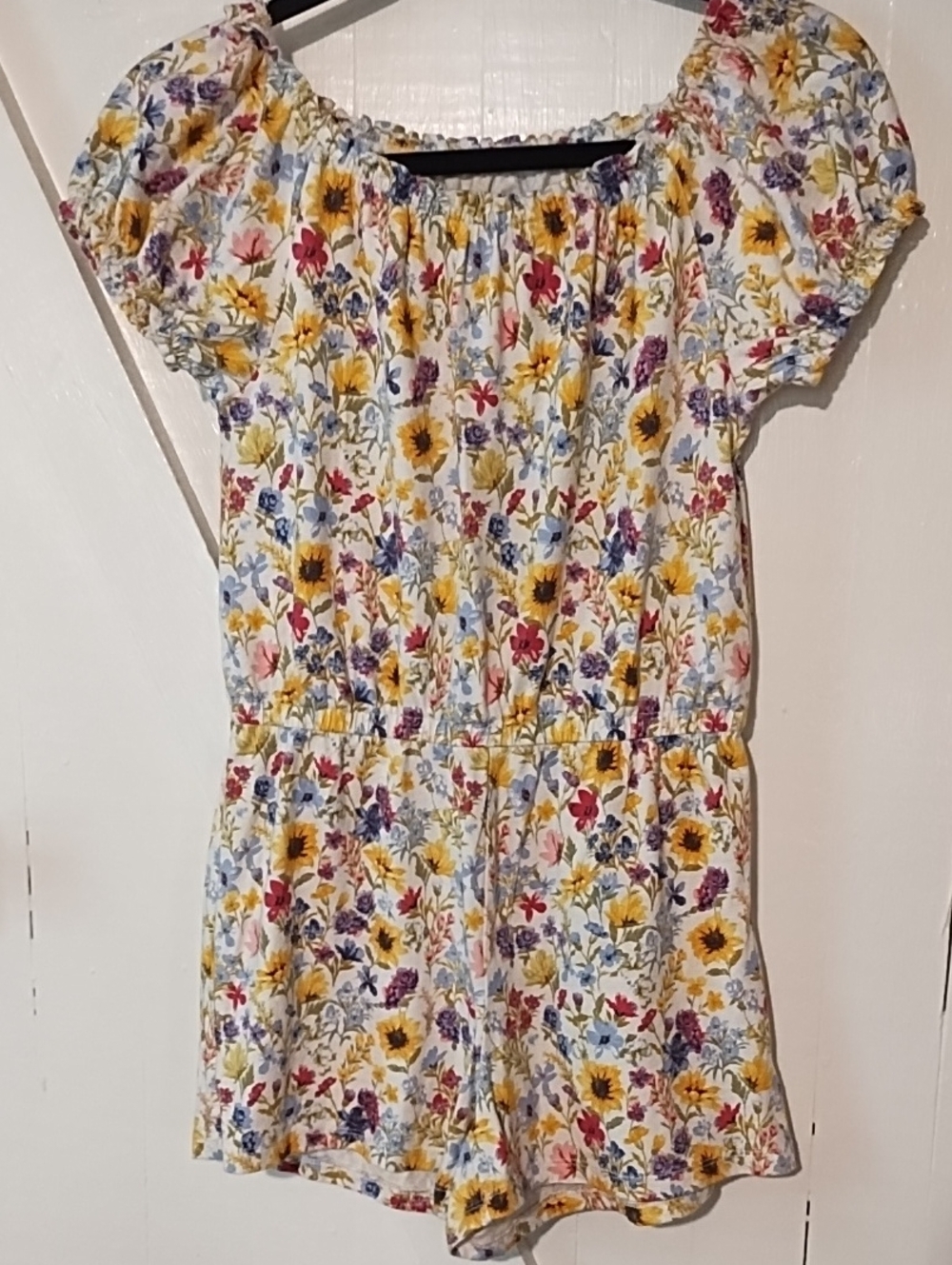 Very Cute Old Navy Girls Floral Sunflower Romper - Yellow, Blue, Red VGC XL